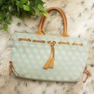 dooney & bourke clearance purses